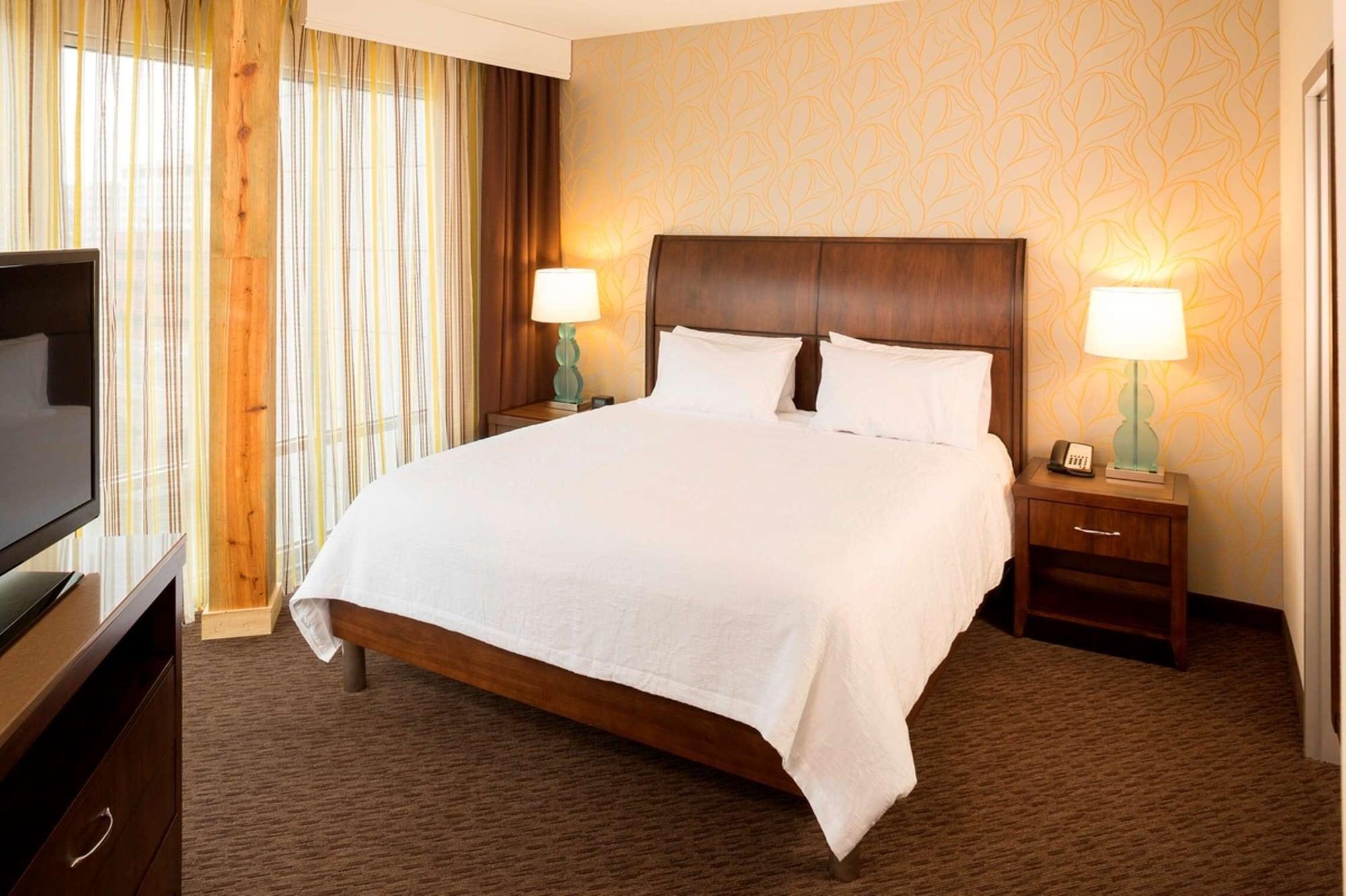 Hilton Garden Inn Sioux Falls Downtown Экстерьер фото