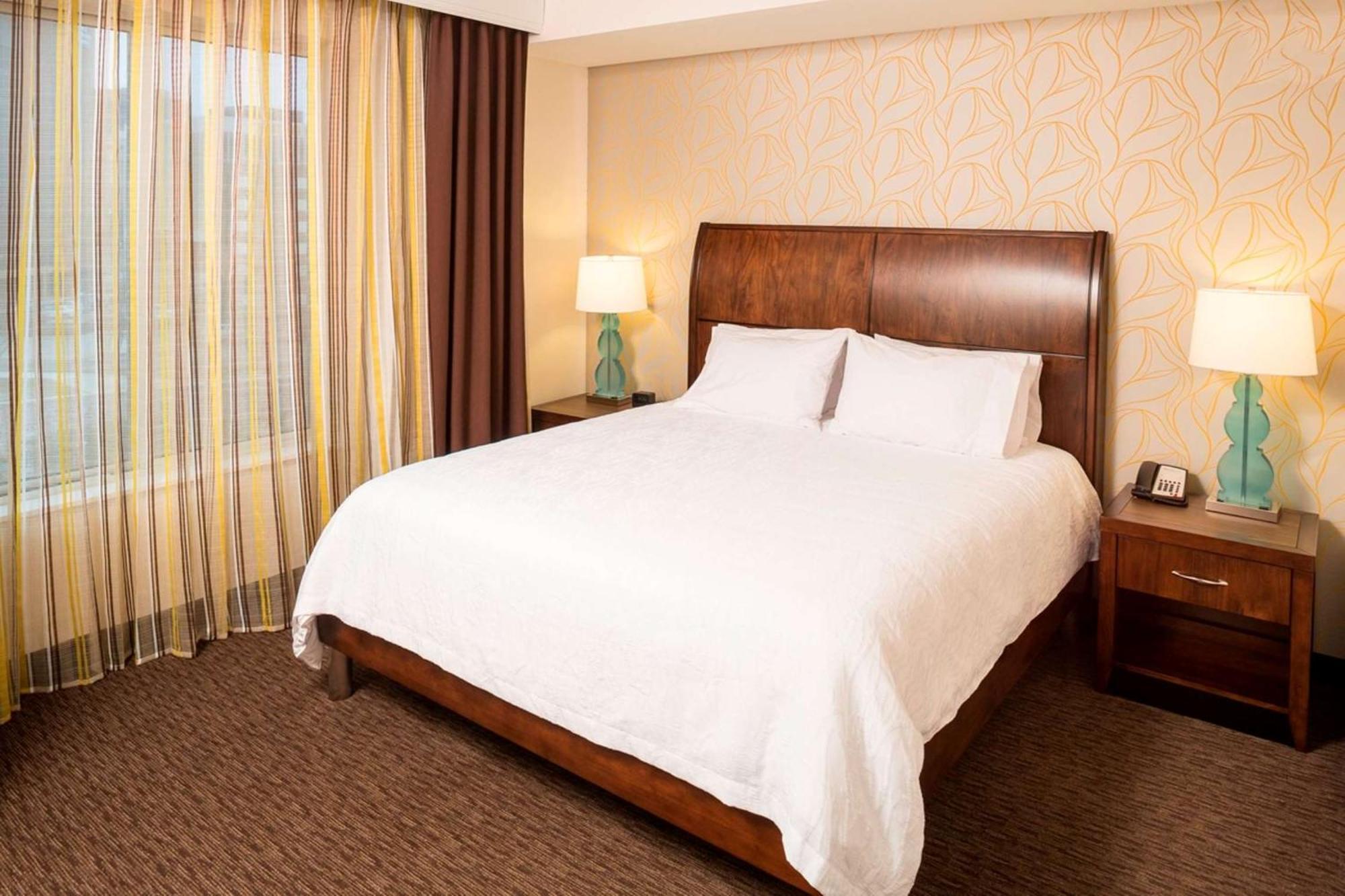 Hilton Garden Inn Sioux Falls Downtown Экстерьер фото