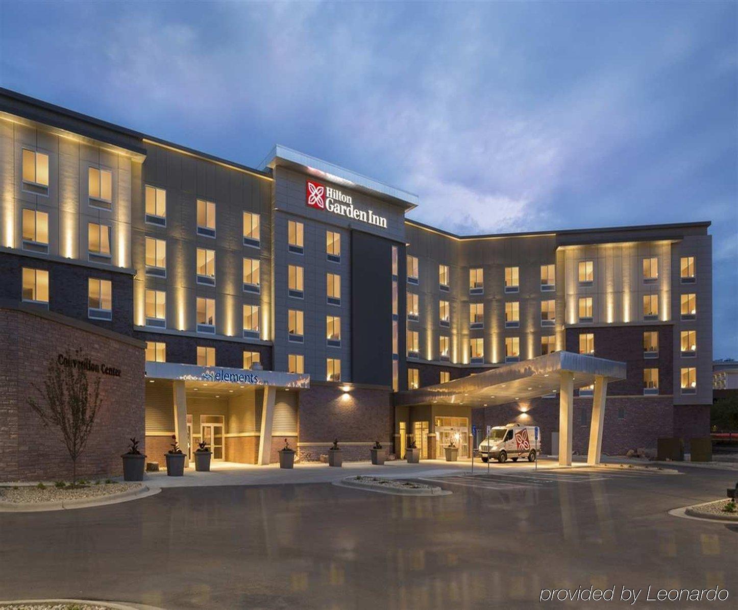 Hilton Garden Inn Sioux Falls Downtown Экстерьер фото